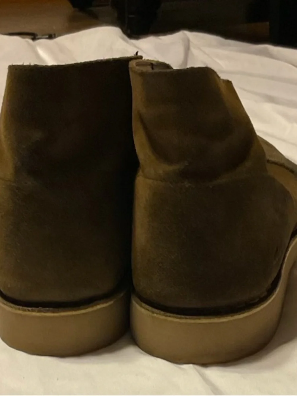 Men's Olive Suede Chukka Boots - Casual Lace-Up